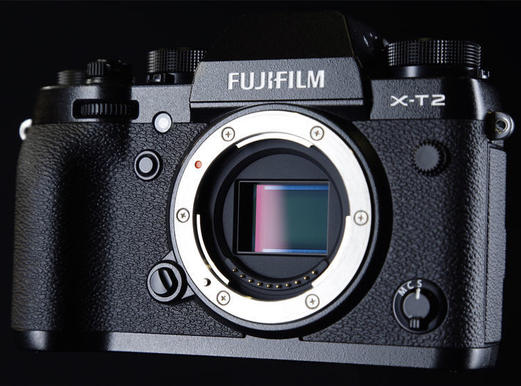 The Best Fuji XT2 Lenses For landscapes, portraits, street, sports
